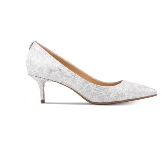 michael kors white pumps